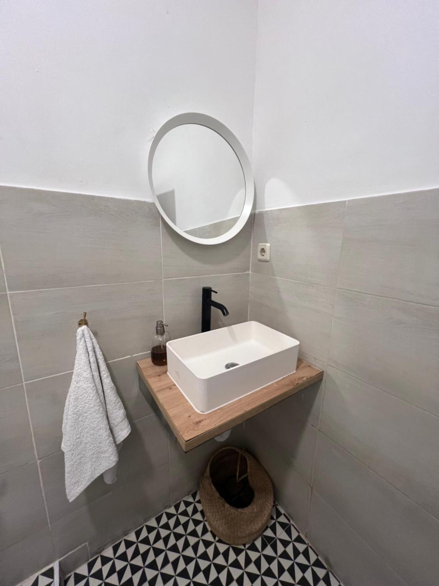 Urban Rooms Fuencarral Madrid Exterior foto